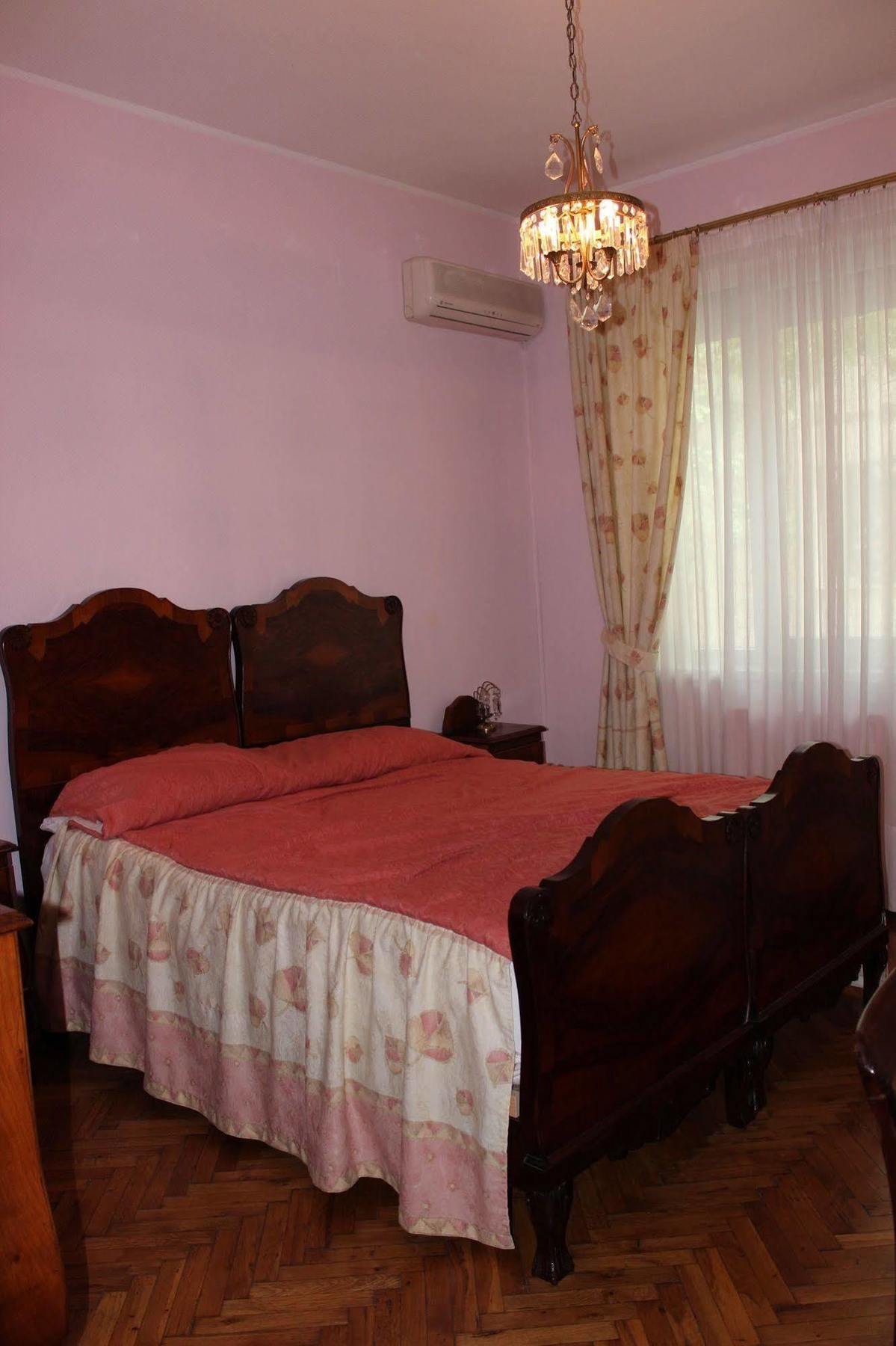 Casa Ferrari Bed & Breakfast Sofia Eksteriør billede